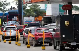 filas combustible bolivia