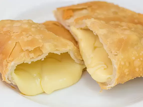 empanadas de queso frita