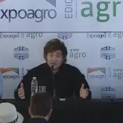 Milei: "Los buenos son los polic�as y los malos son los que se tapan la cara, a esos los vamos a meter presos"