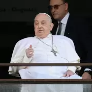 "El Papa estuvo por morir": la impactante declaración del jefe del equipo médico que atendió a Francisco