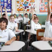 Uno de cada dos chicos no entiende lo que lee: por qué es importante evaluar y qué pasa hoy en cada provincia