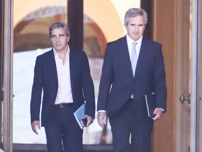 luis caputo y el secretario de finanzas