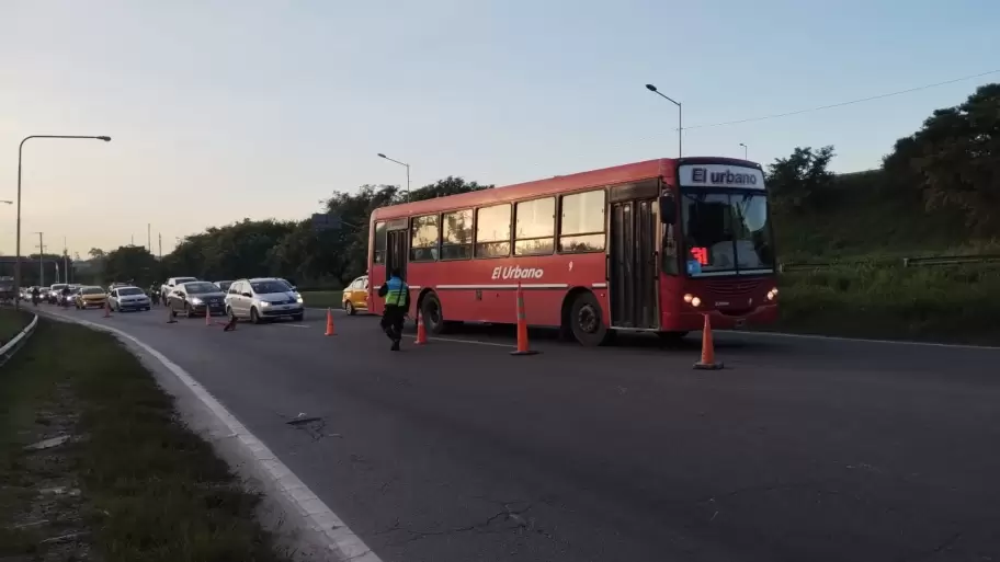 tránsito desviado en el acceso sur