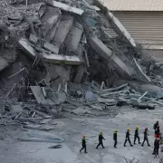 Sismo en Myanmar y Tailandia: más de 20 muertos, decenas de desaparecidos y Bangkok es “zona de desastre”