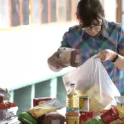 Comer en Casa: continúa la entrega de unidades alimentarias en la Quebrada