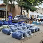 Cuatro demorados por intentar trasladar bultos de marihuana y hojas de coca de Orán hacia San Pedro de Jujuy