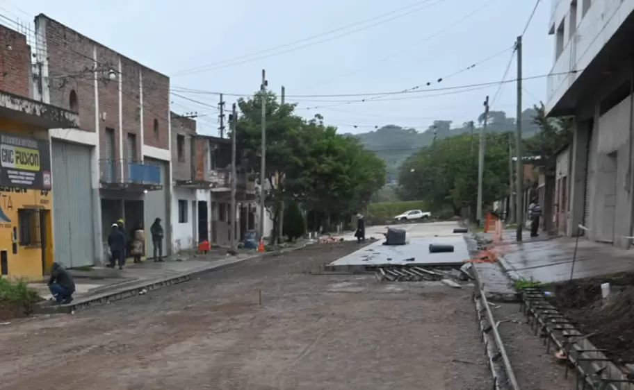 pavimentacion calle monrroy