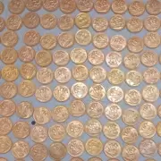 Confirmaron el procesamiento de un juez por el robo de 144 monedas de oro