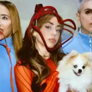 Miranda! y Nicki Nicole se vuelven gigantes en el video de “Hace rato”