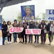 Fan Club de Luz Tito se reunió en Ciudad Cultural para mostrar su apoyo