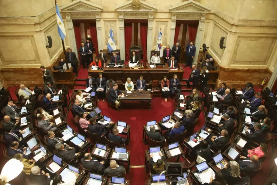 SENADO