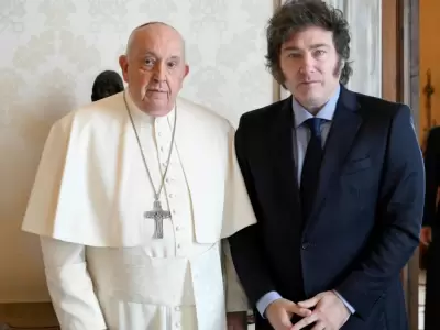 papa francisco y milei