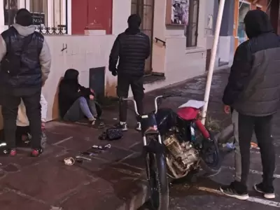 detenidos por robo de moto