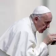 El Vaticano prepara un documental sobre la vida del Papa Francisco a un a�o de su muerte