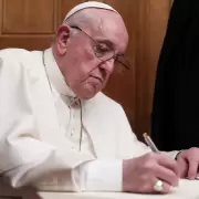 Se public� un texto in�dito del papa Francisco con sus reflexiones sobre la muerte: �No es el fin de todo�