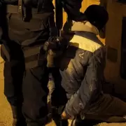 Un hombre le intentó robar al sereno de una obra con un arma blanca: fue detenido