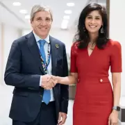 En su viaje a EE.UU., Caputo se reunió con la número dos del FMI y sumó otro respaldo al plan económico