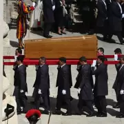 El f�retro del papa Francisco lleg� a la bas�lica de Santa Mar�a la Mayor