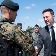 El Gobierno autoriz� a los militares a detener civiles en la frontera norte en medio del "Operativo Roca"