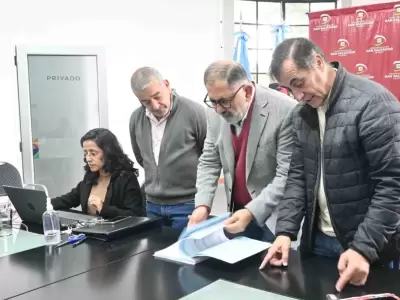 apertura-de-sobres-av-yuto-prensa-muni-jujuy1-1024x609