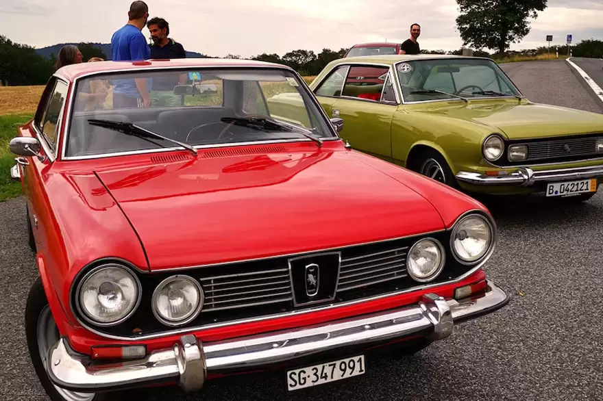 autos eternauta- Coupé Torino 1976