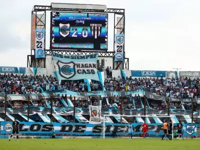 hinchada lobo gimnasia de Jujuy gye