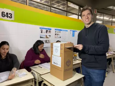 Adriano Morone votaci�n