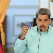 Nicolás Maduro ordena una "vigilia permanente" ante el avance militar de EEUU y crece la tensión en el Caribe