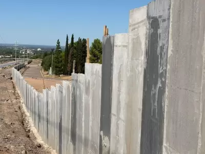muro universidad cuyo