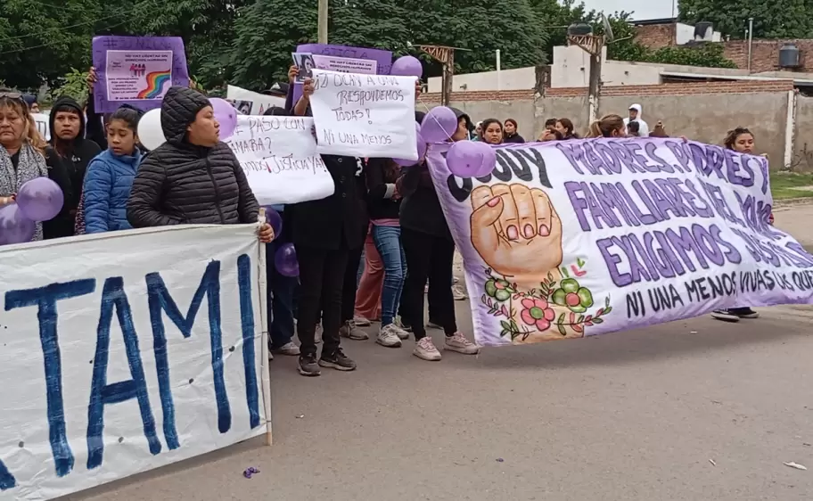 Madres y padres del dolor en la marcha por Tamara