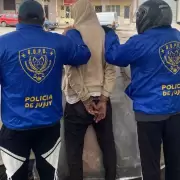Cayó en San Pedrito un hombre que tenía pedido de captura por robo en banda