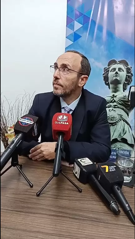 fiscal Lian Resúa