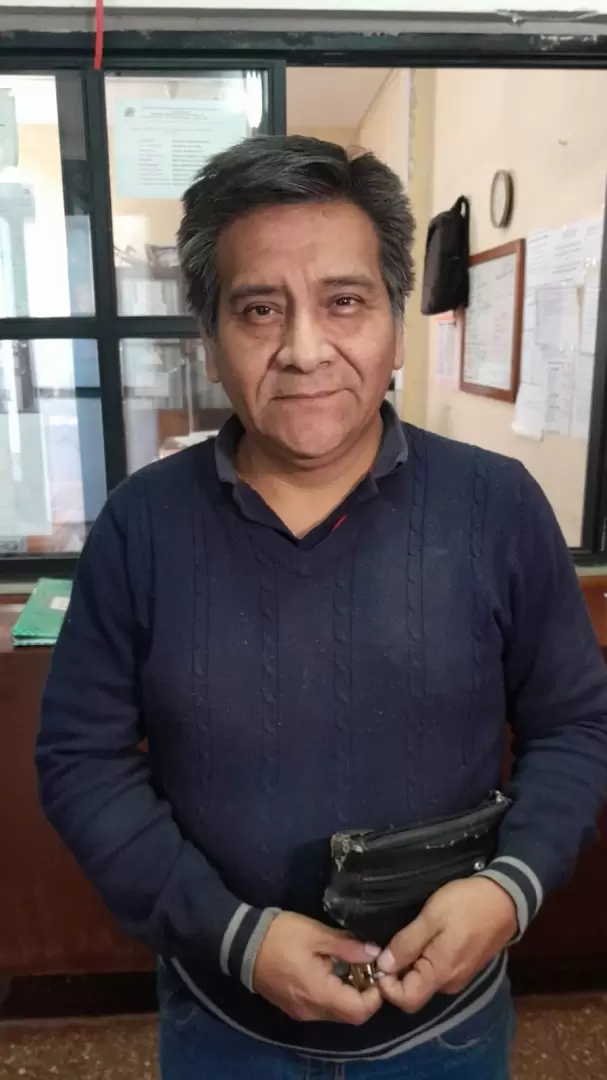 Profesor Roberto Cuestas asesor de carroceros de la ETT N� 1 de Palpal�