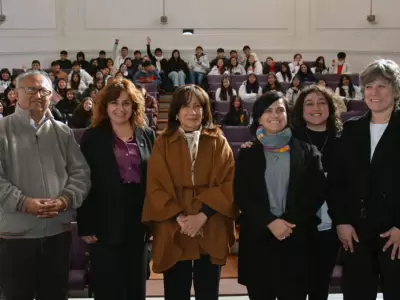 talleres de g�nero y violencia digital en escuelas secundarias de Jujuy