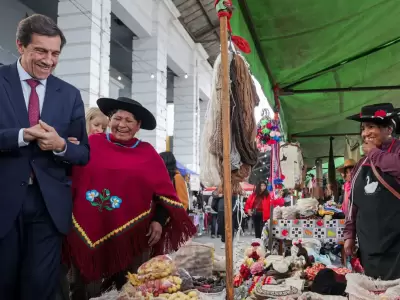 sadir presente en la feria campesina