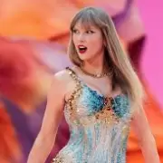 Los primeros 6 álbumes de Taylor Swift duplicaron sus reproducciones tras recuperar sus derechos