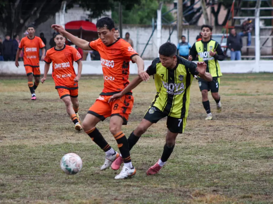 Defensores de Yuto está en cuartos de final tras vencer a Peñarol