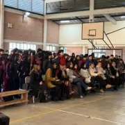 Continúan realizando charlas preventivas de grooming en escuelas secundarias de Jujuy