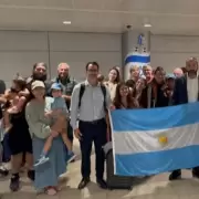 El Gobierno evacuó a 250 argentinos varados en Israel por el conflicto con Irán