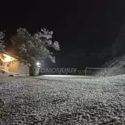 Frío en Jujuy: las primeras postales de la nieve en la zona de Valles