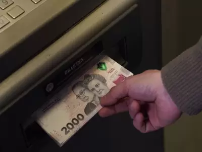 dinero cajero