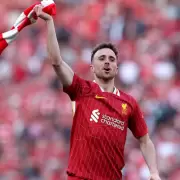 Luto en el f�tbol mundial: el jugador del Liverpool Diogo Jota muri� en un accidente de tr�nsito