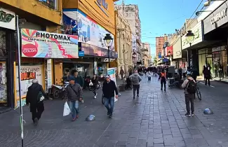 peatonal ciudad centro comercios