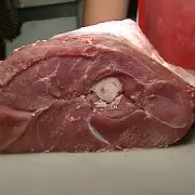 Ante la crisis, crece el consumo de carne de llama en Jujuy: conocé los precios