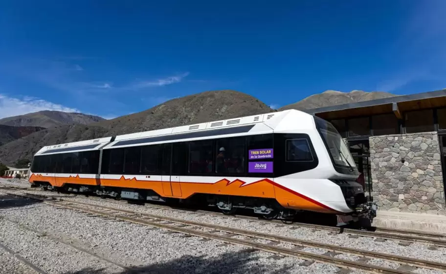 tren solar