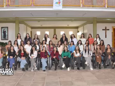 grupal sesi�n divino redentor 2025
