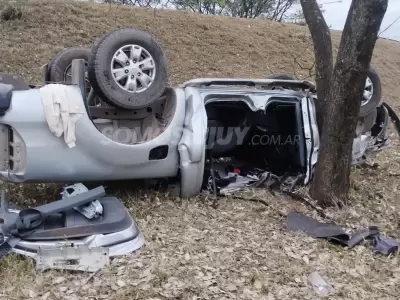vuelco de camioneta