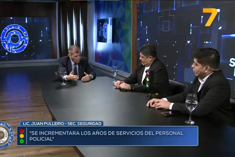 Juan Manuel Pulleiro en Sem�foro Pol�tico