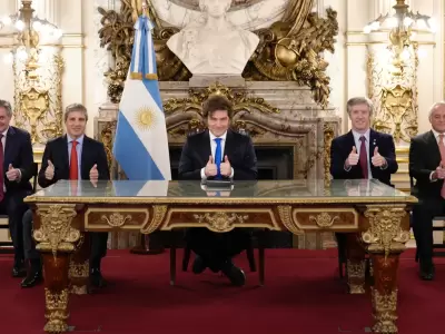 milei equipo economico cadena nacional
