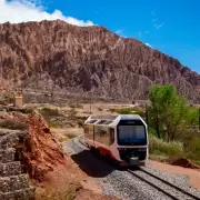 "Subite al Carnaval": el Tren Solar de la Quebrada invita a vivir la fiesta m�s aut�ntica del norte